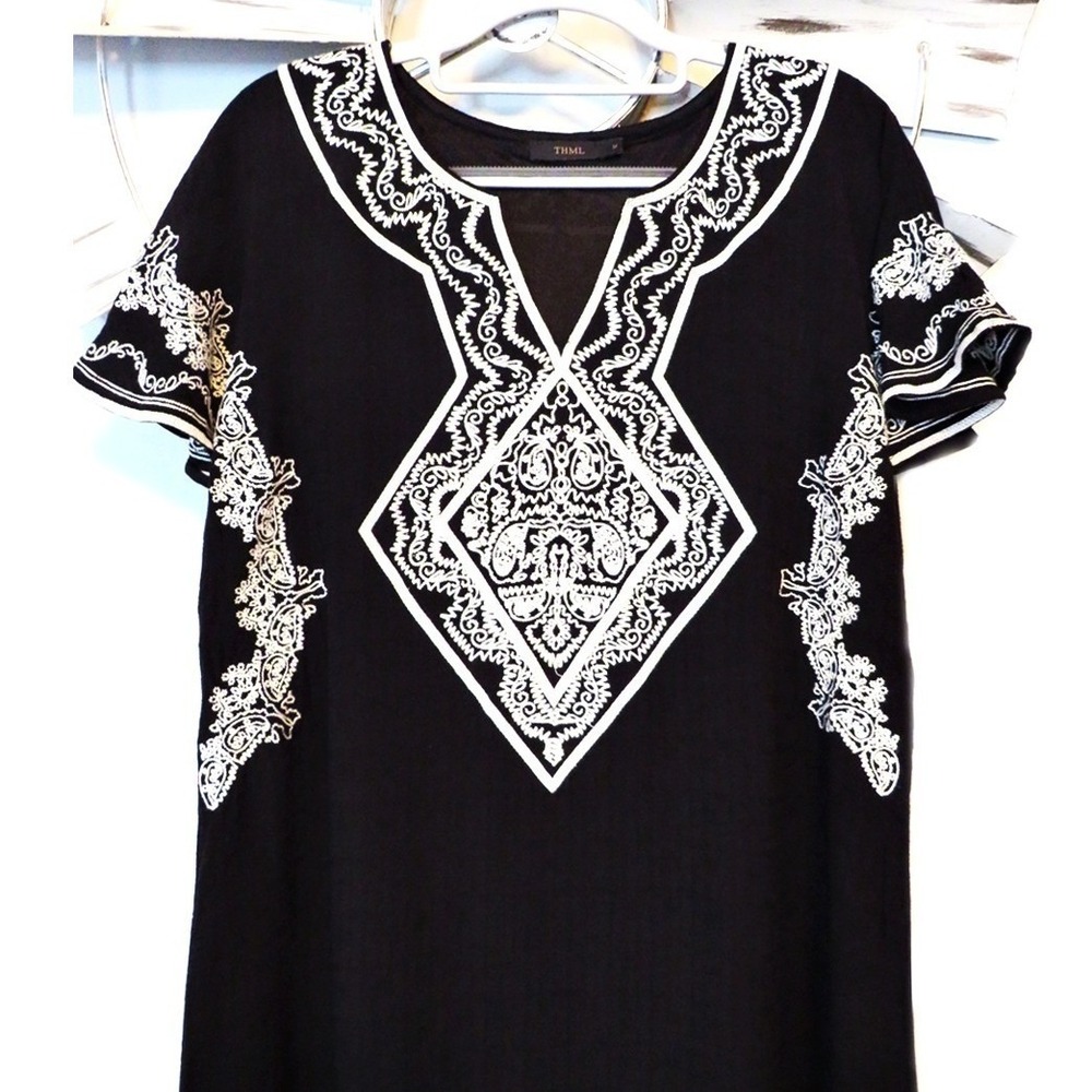 THML Black Embroidered Shift Dress Medium Cream Boho Tunic Moroccan Rayon